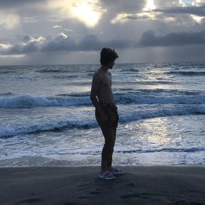 Meet your Posher, Carson